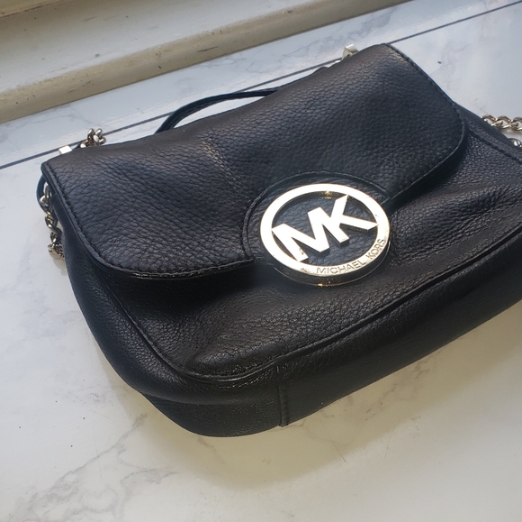Used Michael Kors Small Black Crossbody Purse - Picture 1 of 5